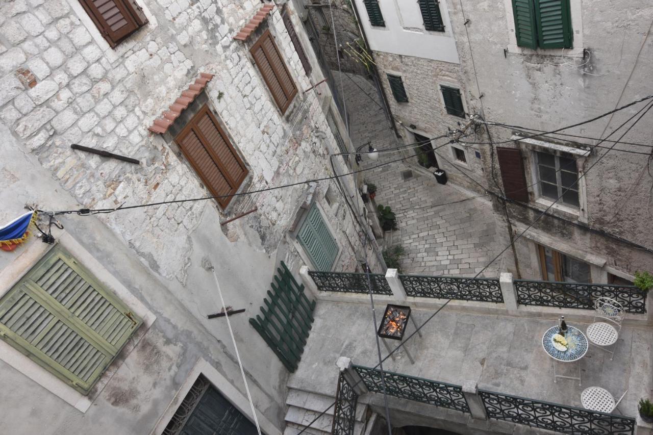 V Apartment Šibenik Exteriör bild