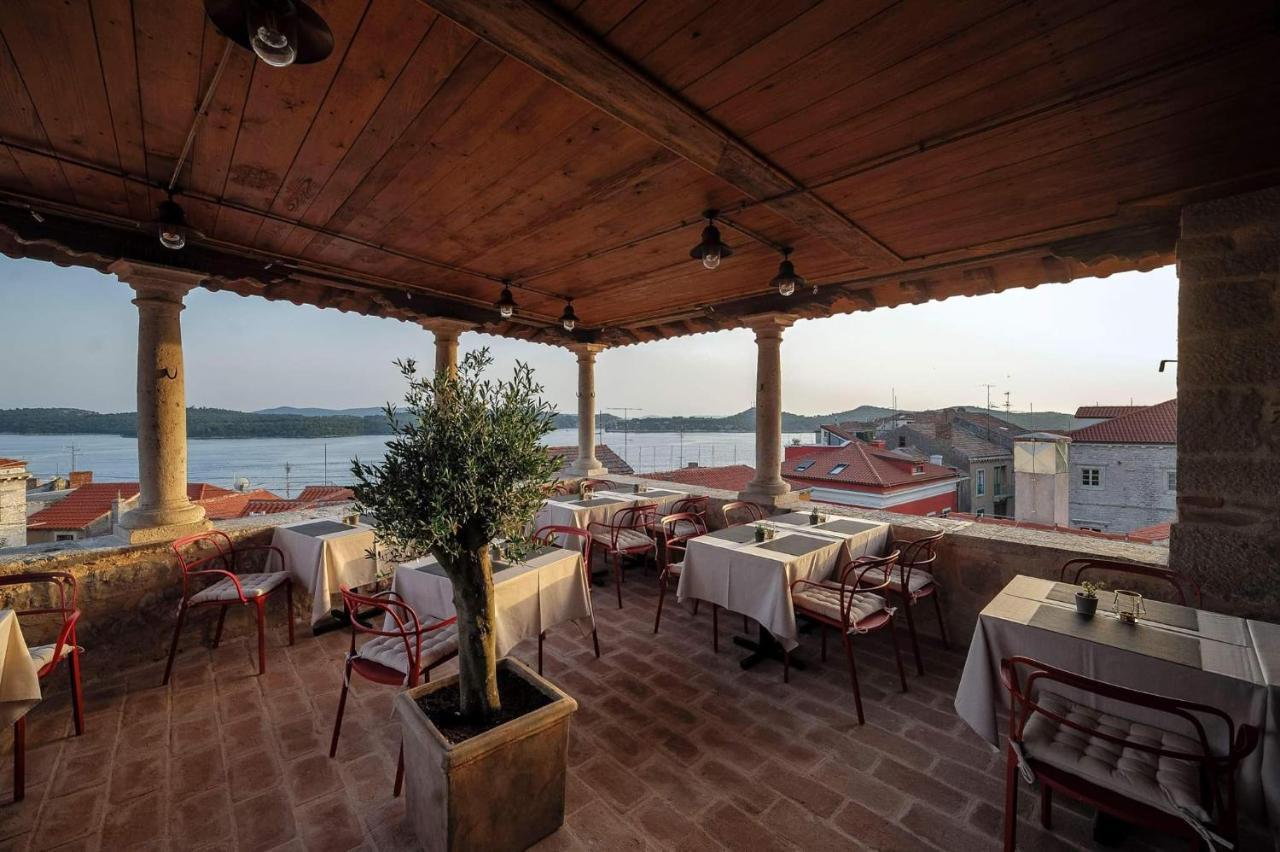 V Apartment Šibenik Exteriör bild