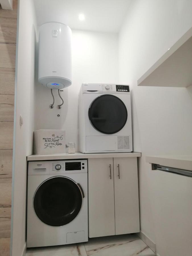 V Apartment Šibenik Exteriör bild