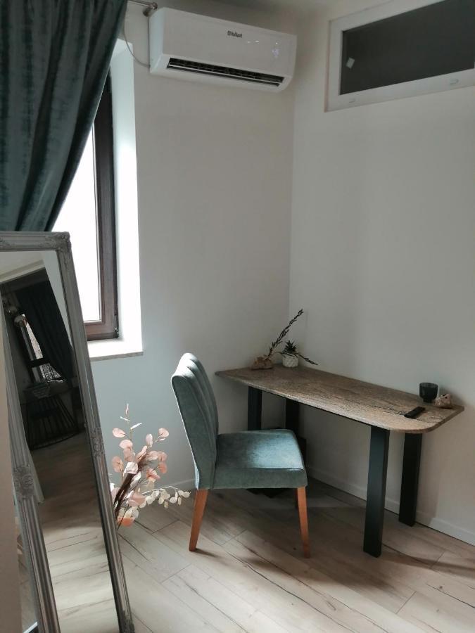 V Apartment Šibenik Exteriör bild