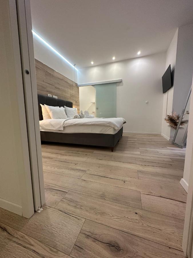 V Apartment Šibenik Exteriör bild