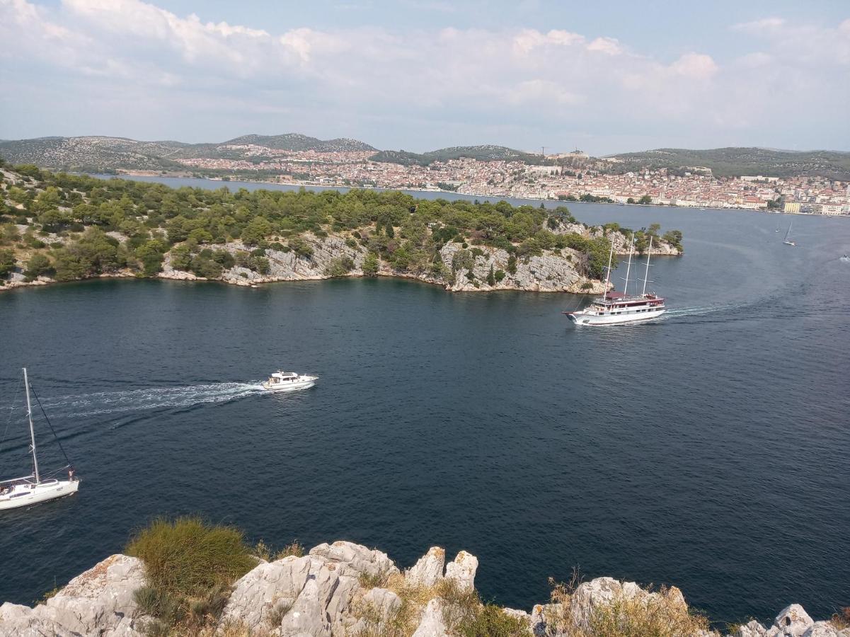 V Apartment Šibenik Exteriör bild